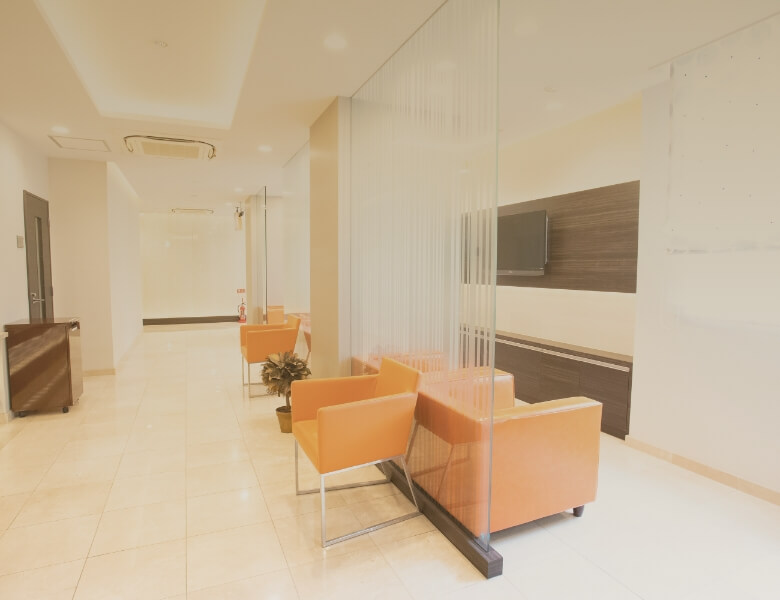 私たちは専門医集団美しさと安全をお約束します